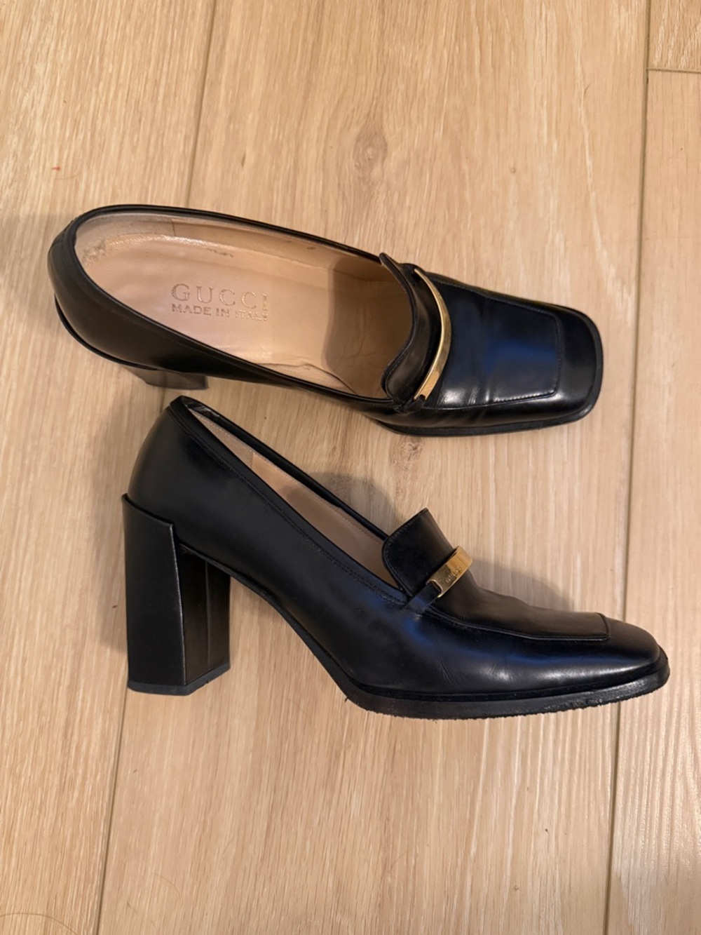 Gucci Black Leather Block Heel Loafers with Gold Accent